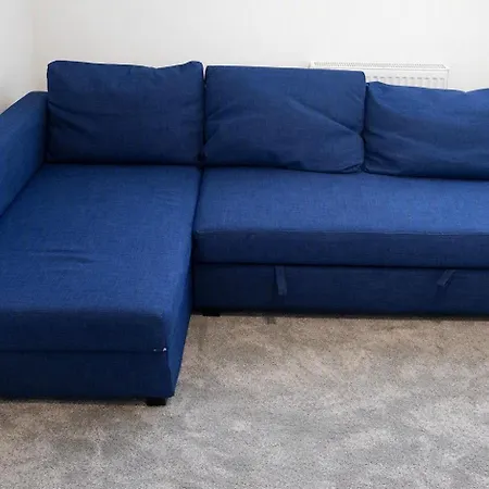 Gasthof Top-floor Ensuite Near Saggart Luas Citywest